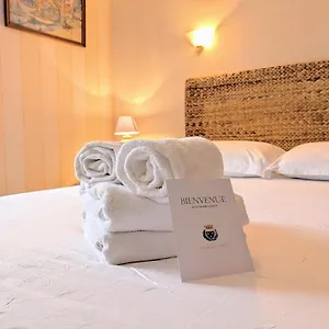 Aux Armes D Estaing Hotel Estaing (Aveyron)